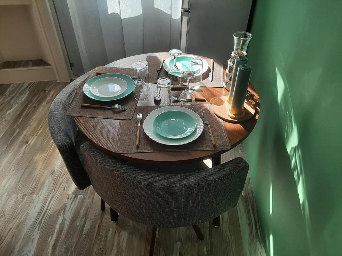 3 Apt T2 Cosy De 40 A 50 M2 Ideal Pour Un Deplacement Pro " Les Iris " Bourg-Saint-Andeol Bagian luar foto