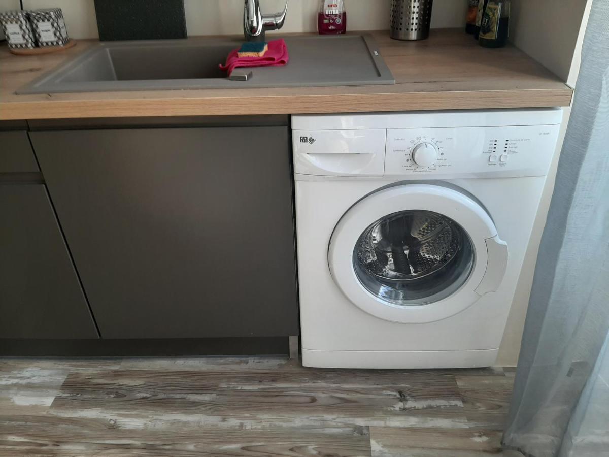 3 Apt T2 Cosy De 40 A 50 M2 Ideal Pour Un Deplacement Pro " Les Iris " Bourg-Saint-Andeol Bagian luar foto