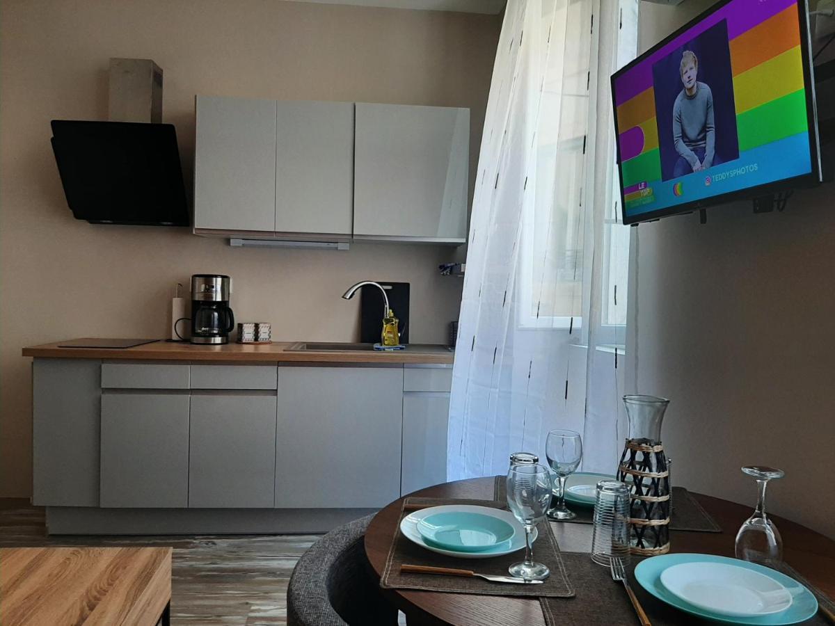 3 Apt T2 Cosy De 40 A 50 M2 Ideal Pour Un Deplacement Pro " Les Iris " Bourg-Saint-Andeol Bagian luar foto